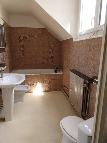 Immeuble a vendre Le Neubourg 27110 Eure 250 m2  285000 euros