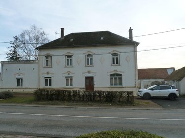 Maison a vendre Fins 80360 Somme 244 m2 8 pièces 187200 euros