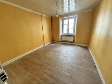 Maison a vendre Saint-Flour 15100 Cantal 80 m2  37700 euros