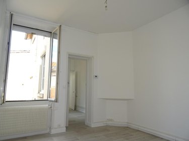 Location appartement Reims 51100 Marne 49 m2 3 pièces 650 euros