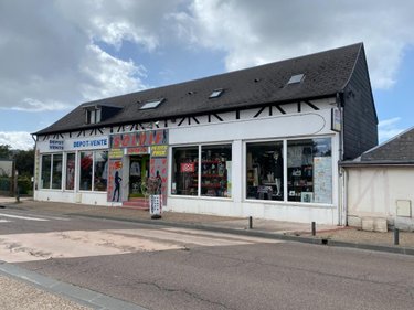 Immeuble a vendre Saint-Aubin-lès-Elbeuf 76410 Seine-Maritime 95 m2  304500 euros