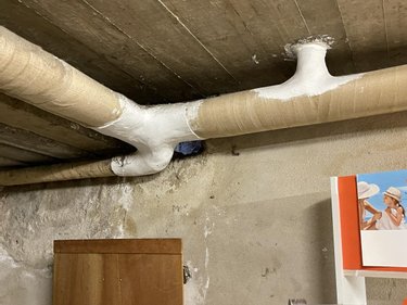 Fonds et murs commerciaux a vendre Locminé 56500 Morbihan 290 m2  230080 euros
