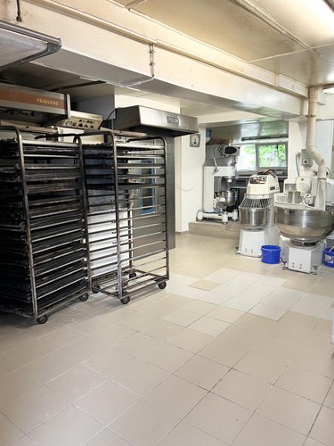 Fonds et murs commerciaux a vendre Oucques La Nouvelle 41290 Loir-et-Cher 205 m2  69960 euros