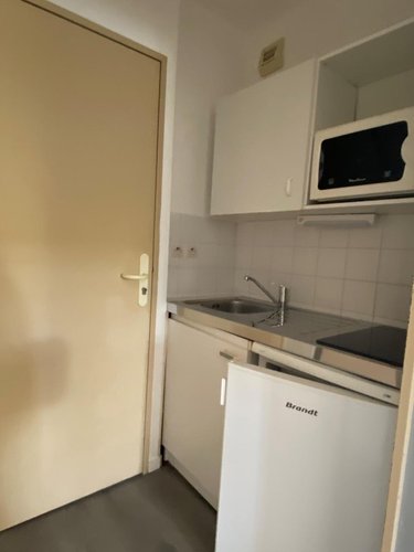 Location appartement Nantes 44000 Loire-Atlantique 22 m2 1 pièce 485 euros