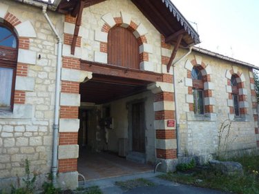 Maison a vendre Jonzac 17500 Charente-Maritime 531 m2 20 pièces 772500 euros