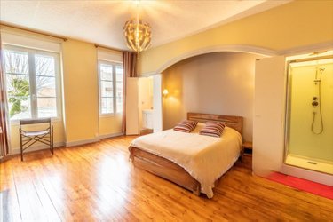 Maison a vendre Jonzac 17500 Charente-Maritime 531 m2 20 pièces 772500 euros