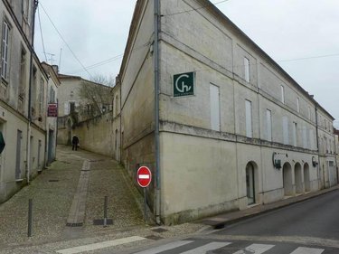 Maison a vendre Jonzac 17500 Charente-Maritime 335 m2 10 pièces 220500 euros