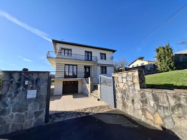 Maison a vendre Saintes 17100 Charente-Maritime 169 m2 6 pièces 280000 euros