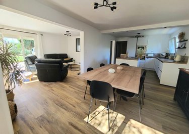 Maison a vendre Pierrelatte 26700 Drôme 130 m2 7 pièces 285000 euros