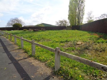 Terrain a batir a vendre Houchin 62620 Pas-de-Calais 705 m2  65500 euros