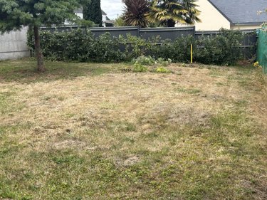 Fonds et murs commerciaux a vendre Guingamp 22200 Côtes-d'Armor 135 m2  227360 euros