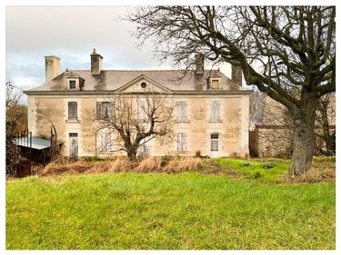 Maison a vendre Blaison-Saint-Sulpice 49320 Maine-et-Loire 300 m2 7 pièces 312060 euros