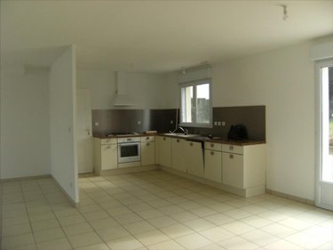 Location maison Damparis 39500 Jura 91 m2 4 pièces 900 euros