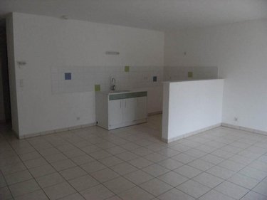 Location maison Saint-Aubin 39410 Jura 79 m2 4 pièces 745 euros