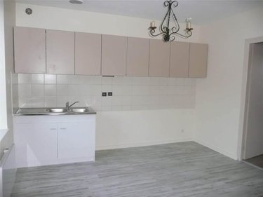 Location appartement Dole 39100 Jura 65 m2 2 pièces 560 euros