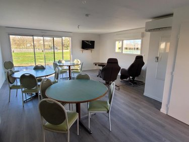 Location maison Méral 53230 Mayenne 30 m2 2 pièces 520 euros