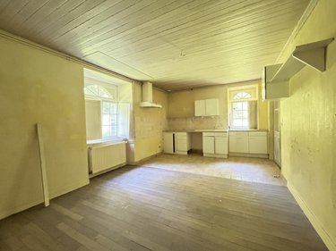 Maison a vendre Carentoir 56910 Morbihan 250 m2 8 pièces 187800 euros