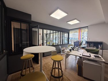 Fonds et murs commerciaux a vendre Reims 51100 Marne 107 m2  398000 euros