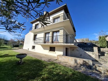Maison a vendre Saintes 17100 Charente-Maritime 169 m2 6 pièces 280000 euros