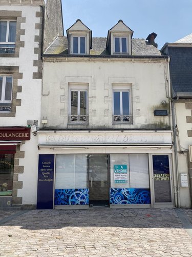 Immeuble a vendre Loudéac 22600 Côtes-d'Armor 111 m2  63500 euros