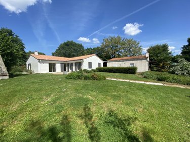 Maison a vendre Saint-Philbert-de-Grand-Lieu 44310 Loire-Atlantique 130 m2  392770 euros
