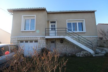 Maison a vendre Saintes 17100 Charente-Maritime 135 m2 6 pièces 344000 euros