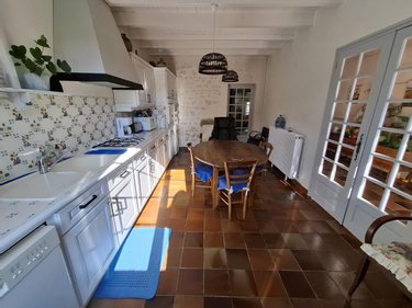 Maison a vendre Nieul-lès-Saintes 17810 Charente-Maritime 223 m2 7 pièces 375000 euros
