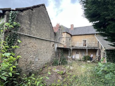 Maison a vendre Huillé-Lézigné 49430 Maine-et-Loire 180 m2 6 pièces 54500 euros