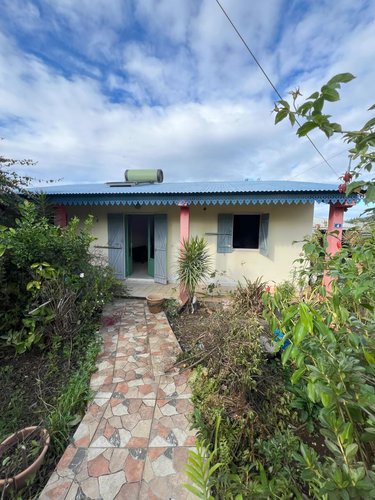 Maison a vendre Saint-Joseph 97480 Réunion 80 m2  295100 euros