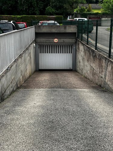 Garage et parking a vendre Besançon 25000 Doubs 18 m2  11000 euros