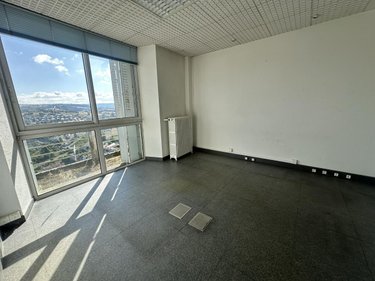 Immeuble a vendre Saint-Flour 15100 Cantal 443 m2  68900 euros