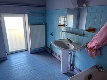 Immeuble a vendre Beaumont-sur-Sarthe 72170 Sarthe 210 m2  74320 euros