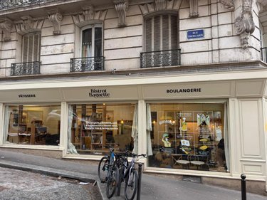 Fonds et murs commerciaux a vendre Paris 18e arrondissement 75018 Paris 107 m2  940000 euros