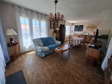 Maison a vendre Saintes 17100 Charente-Maritime 106 m2 5 pièces 199348 euros