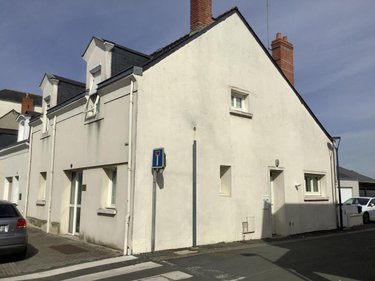 Fonds et murs commerciaux a vendre Trélazé 49800 Maine-et-Loire 129 m2  256760 euros