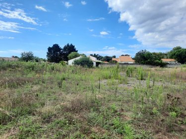 Terrain a batir a vendre Saint-Hilaire-de-Riez 85270 Vendée 571 m2  121370 euros