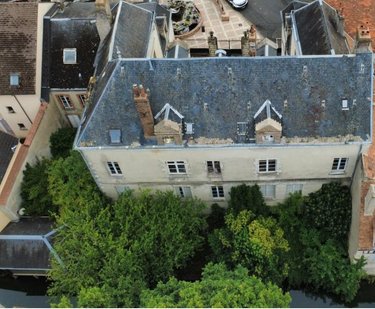 Immeuble a vendre Montargis 45200 Loiret 556 m2  385000 euros