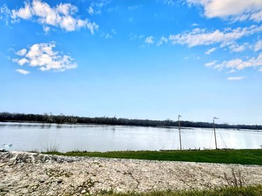 Maison a vendre La Chapelle-sur-Loire 37140 Indre-et-Loire 250 m2 10 pièces 365800 euros