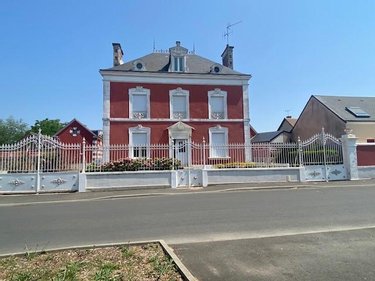 Maison a vendre Marolles-les-Braults 72260 Sarthe 155 m2 8 pièces 276340 euros