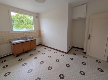 Appartement a vendre Tours 37000 Indre-et-Loire 80 m2 3 pièces 157320 euros