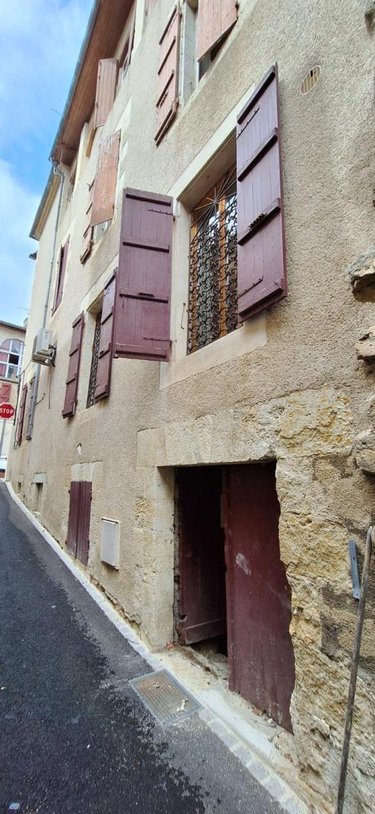 Immeuble a vendre Vic-Fezensac 32190 Gers 195 m2  109000 euros