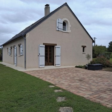 Maison a vendre Sarrigné 49800 Maine-et-Loire 140 m2 9 pièces 352450 euros