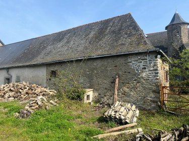 Maison a vendre Laval 53000 Mayenne 150 m2  53600 euros