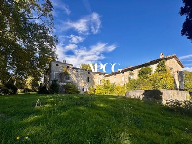 Immeuble a vendre Vinsobres 26110 Drôme 1000 m2  650000 euros