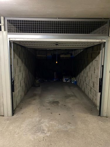 Garage et parking a vendre Angers 49000 Maine-et-Loire 12 m2  13500 euros