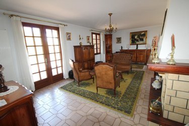 Maison a vendre Saintes 17100 Charente-Maritime 116 m2 5 pièces 241316 euros