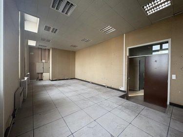 Immeuble a vendre Laon 02000 Aisne 1900 m2  480000 euros