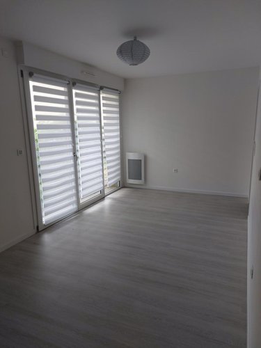 Location appartement Reims 51100 Marne 29 m2 1 pièce 465 euros