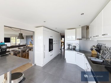 Appartement a vendre Divonne-les-Bains 01220 Ain 145 m2 5 pièces 930000 euros