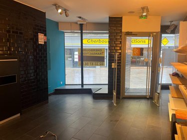 Location fonds et murs commerciaux Cherbourg-en-Cotentin 50100 Manche 55 m2  1500 euros